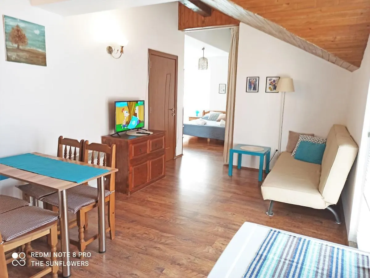 Guest House Sunflowers Pomorie 2*,