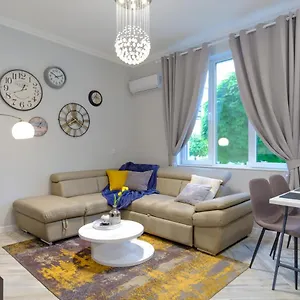 Apartment The Olive House, Burgas